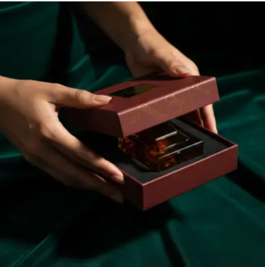 Perfume Amber Oud Rouge Al Haramain